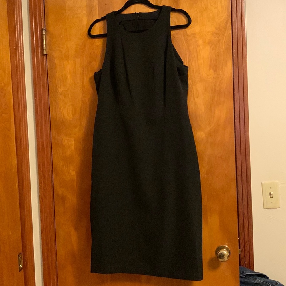 Nicole Miller black ruffle back cocktail dress 14